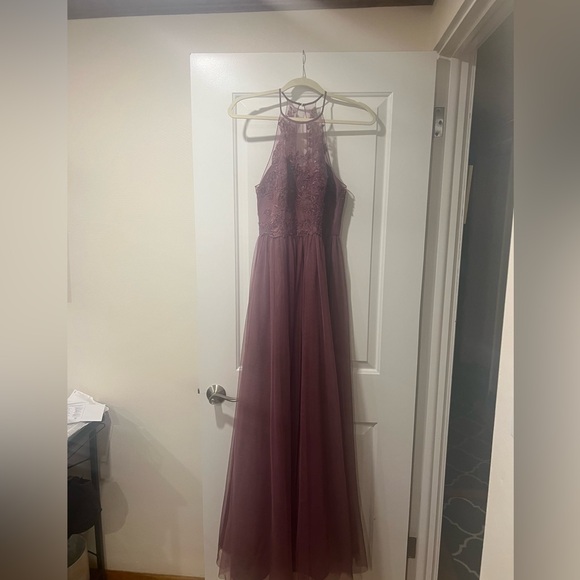 DAVIDS BRIDAL BRIDESMAIDS DRESS 👗 MAUVE WITH embroidery! SIZE — 0 - Picture 2 of 3